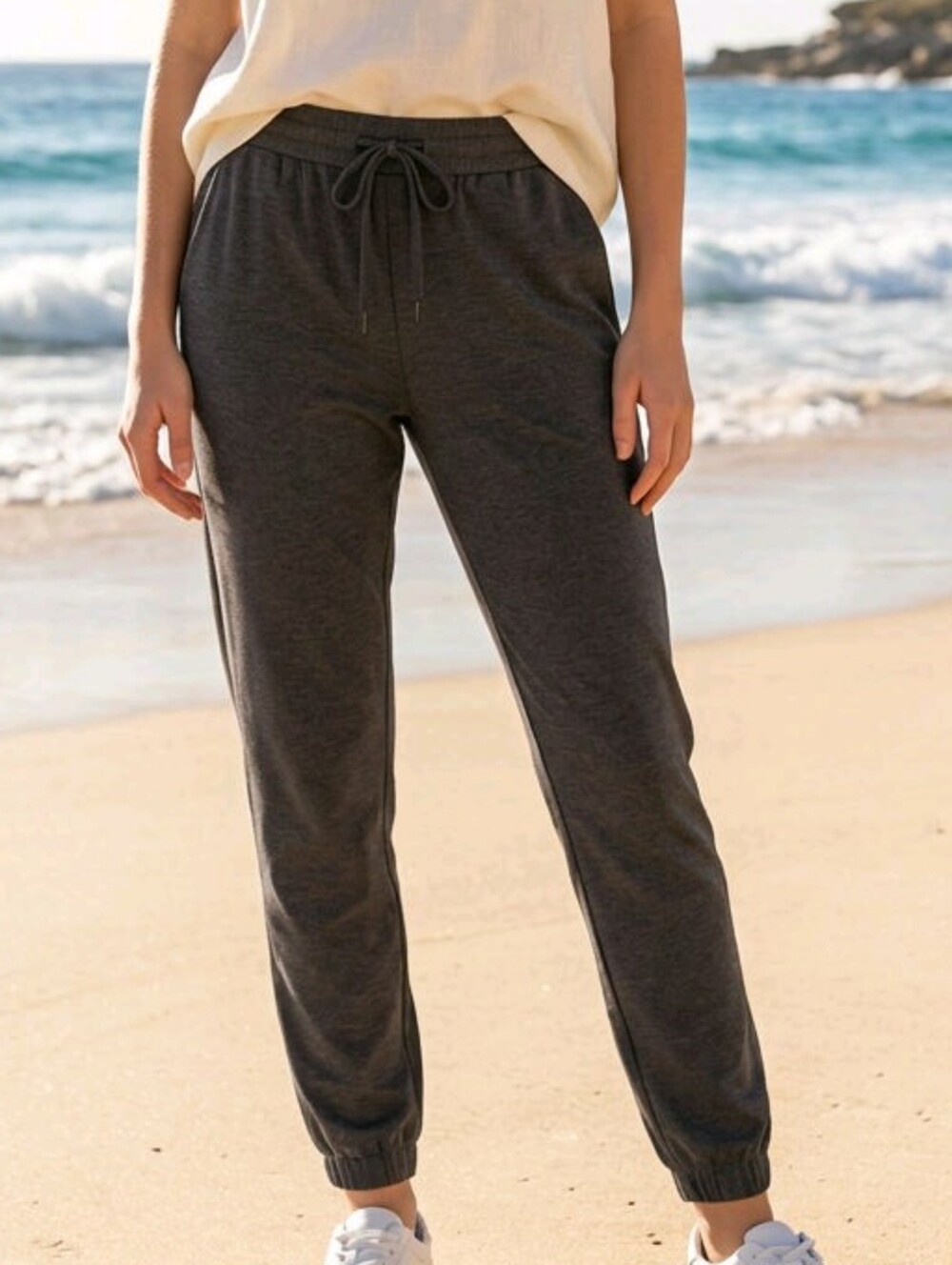 Uniqlo SZ S Gray Lightweight Athleisure Jogger Nylon Spandex Comfy Loungewear